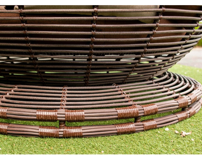 Бунгало из металла и ротанга Соланда