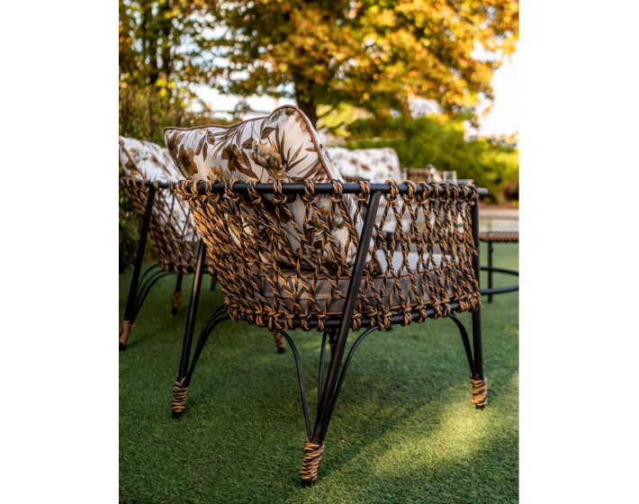 Комплект садовой мебели - Вектор