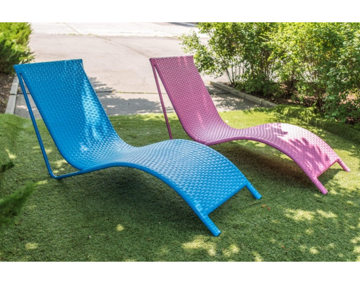 Шезлонг  из ротанга Риф (синий и розовый)